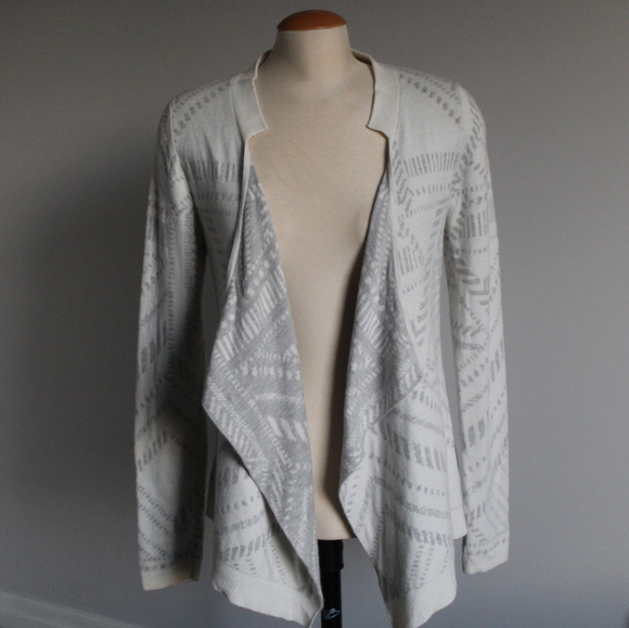 RW&Co. Waterfall Merino Wool Sweater - Picture 4 of 10